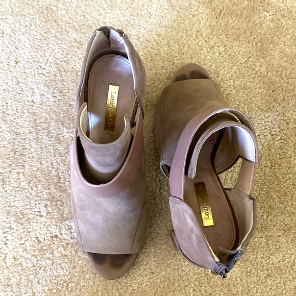 Louise et Cie (Vince Camuto) - open toe booties. - Picture 1 of 6